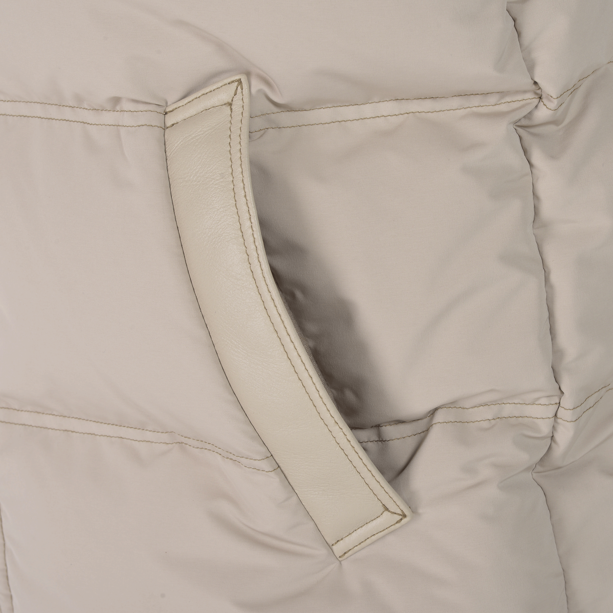 フード付きムートンレザーハーフコート(数量限定商品) 24213910